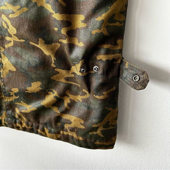 Taylor Stitch The Workhorse Vest in Camo Boss Duck - Picture 6 of 13